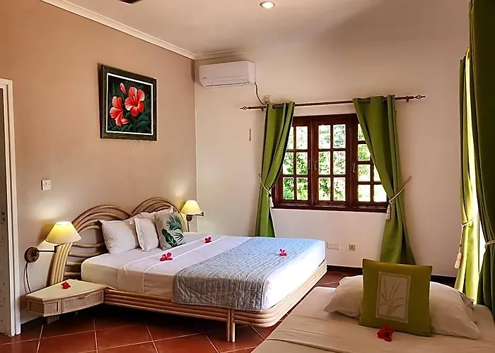 L'habitation Cerf Island 3* Mahe Island